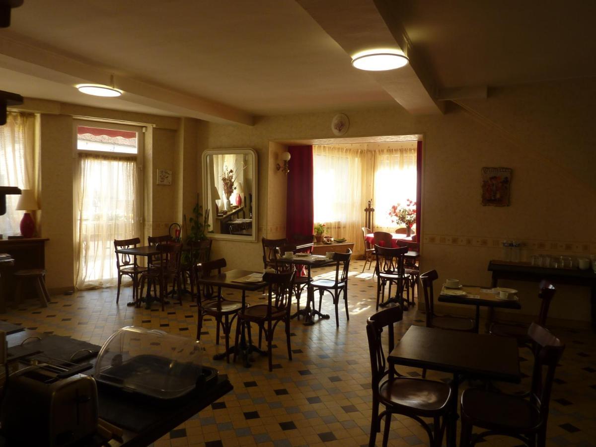 Saint-Père Hotel A La Renommee מראה חיצוני תמונה