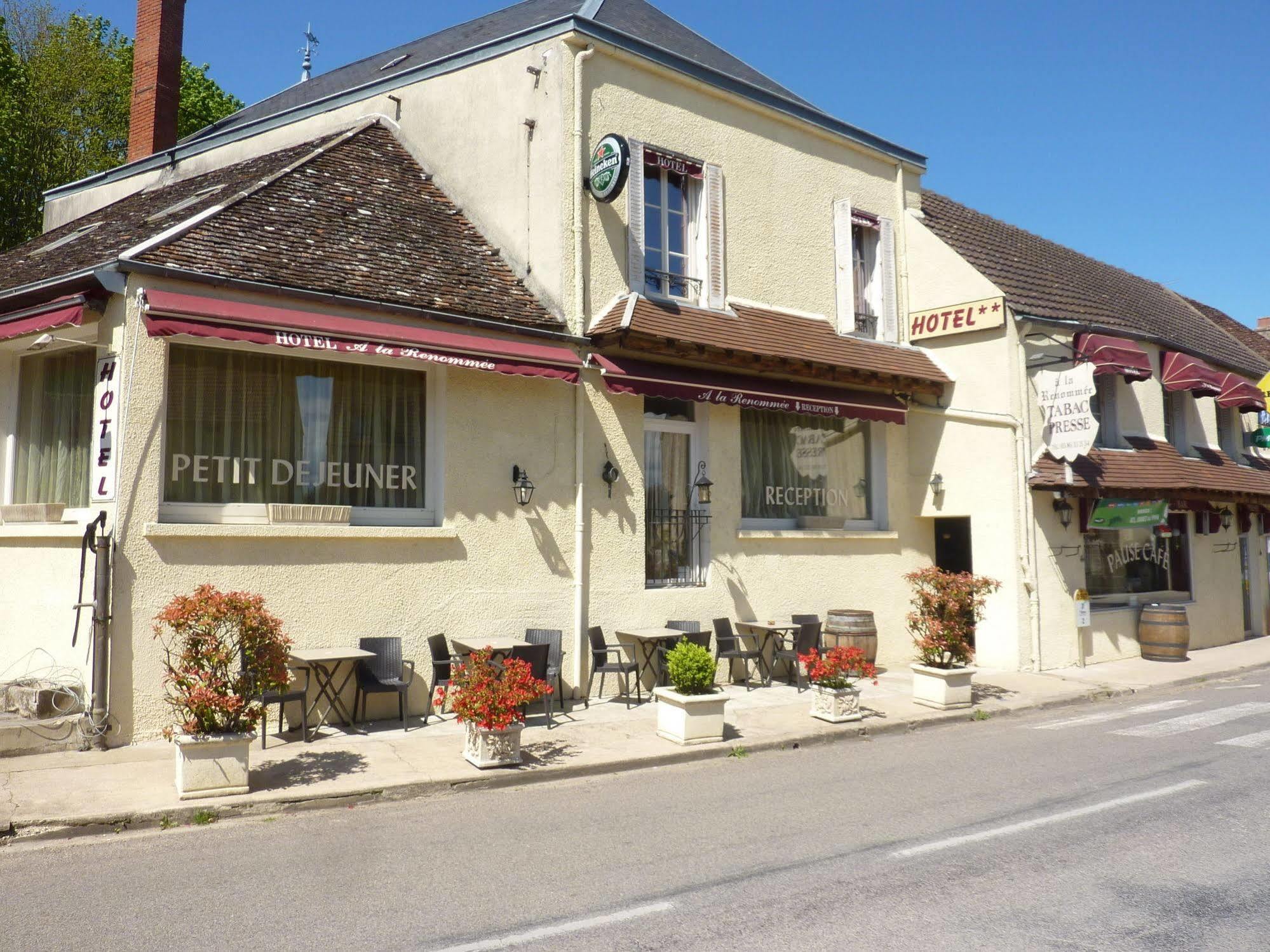 Saint-Père Hotel A La Renommee מראה חיצוני תמונה